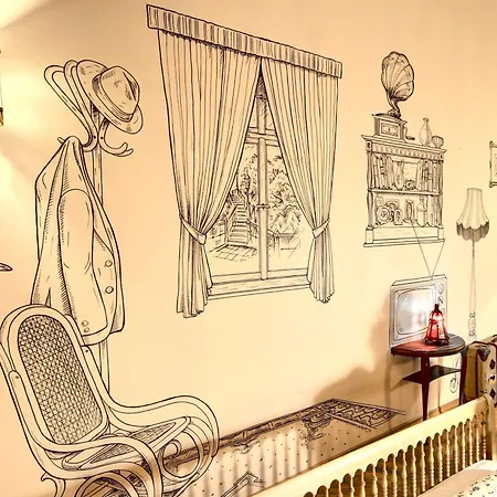 Lavender Circus Hostel, Doubles & Ensuites-2